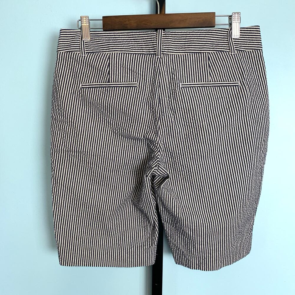 Ann Taylor Seersucker Bermuda Shorts Size 6 - Picture 5 of 5
